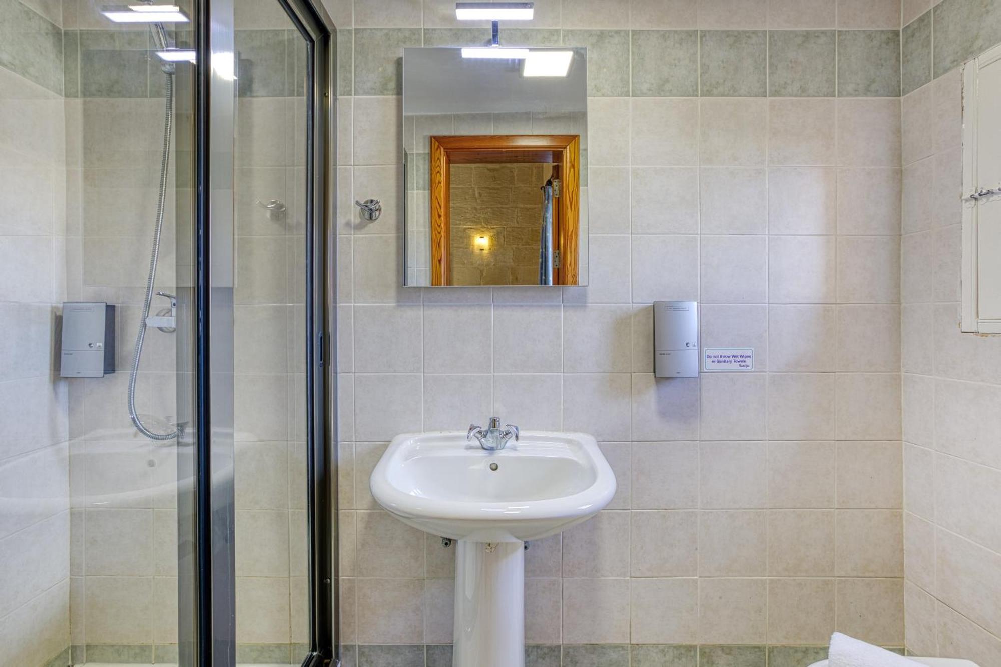 Girardu Holiday Home Victoria Dış mekan fotoğraf